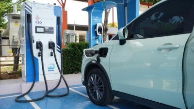 5 Hal yang Perlu Diperhatikan sebelum Membeli Mobil Listrik - apakabar.co.id