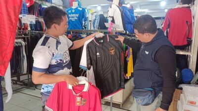 Penjualan Jersey Timnas Indonesia Meningkat Jelang Semifinal Melawan Uzbekistan