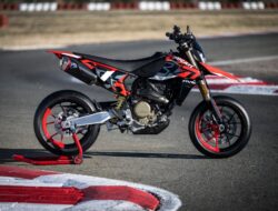 Spesifikasi Ducati Hypermotard 698 Mono, Pakai Mesin Standar MotoGP