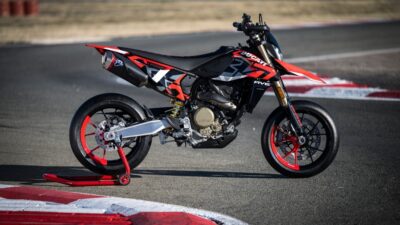 Spesifikasi Ducati Hypermotard 698 Mono, memakai mesin standar MotoGP - apakabar.co.id