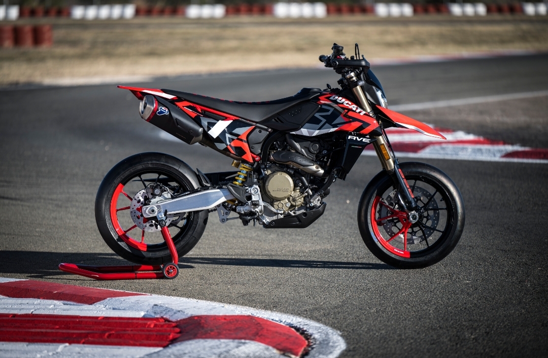 Spesifikasi Ducati Hypermotard 698 Mono, memakai mesin standar MotoGP - apakabar.co.id