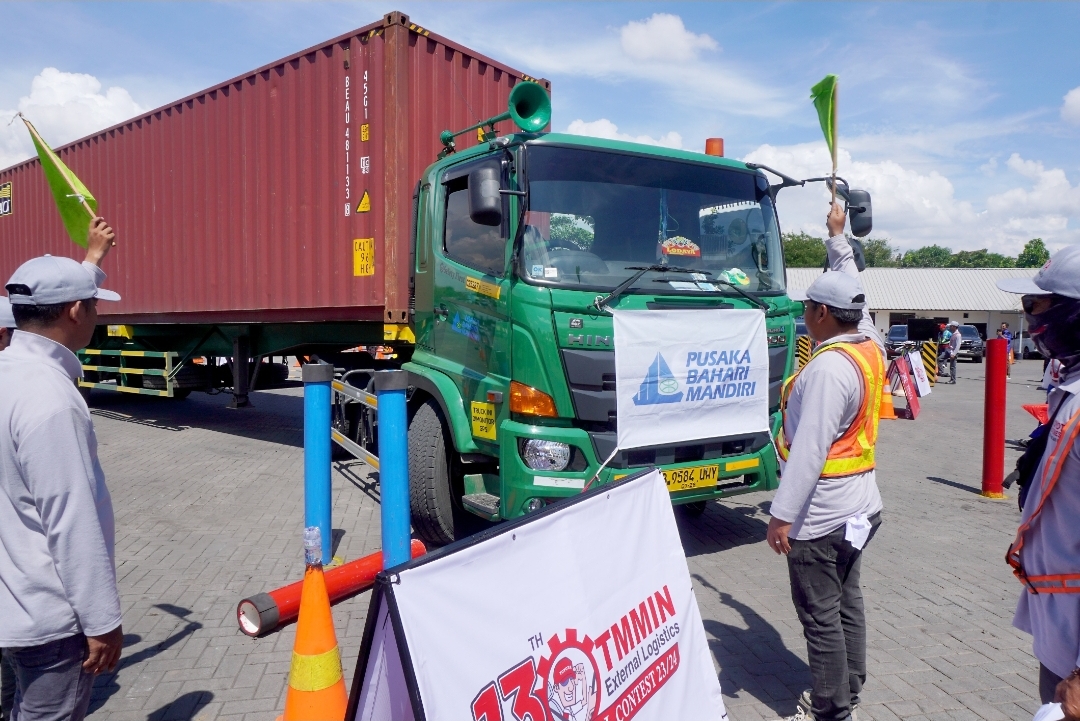 Toyota Indonesia menggelar lelatihan untuk para operator logistik bertajuk " Logistic Skill Contest" - apakabar.co.id