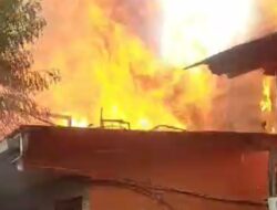 Kebakaran Rumah di Kota Bambu Jakbar, 17 Damkar Dikerahkan