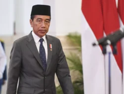 Presiden Jokowi Diputuskan Sudah Tidak Layak Mengurus Negara
