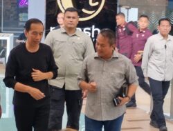 Bertemu Relawan di Mall Solo, Jokowi Singgung Pilkada Jateng