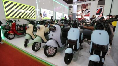 Beragam Motor Listrik Tebar Diskon Jutaan Rupiah di Jakarta Fair 2024
