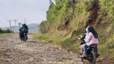 PUPR Siapkan Anggaran Perbaikan Jalan di Cianjur