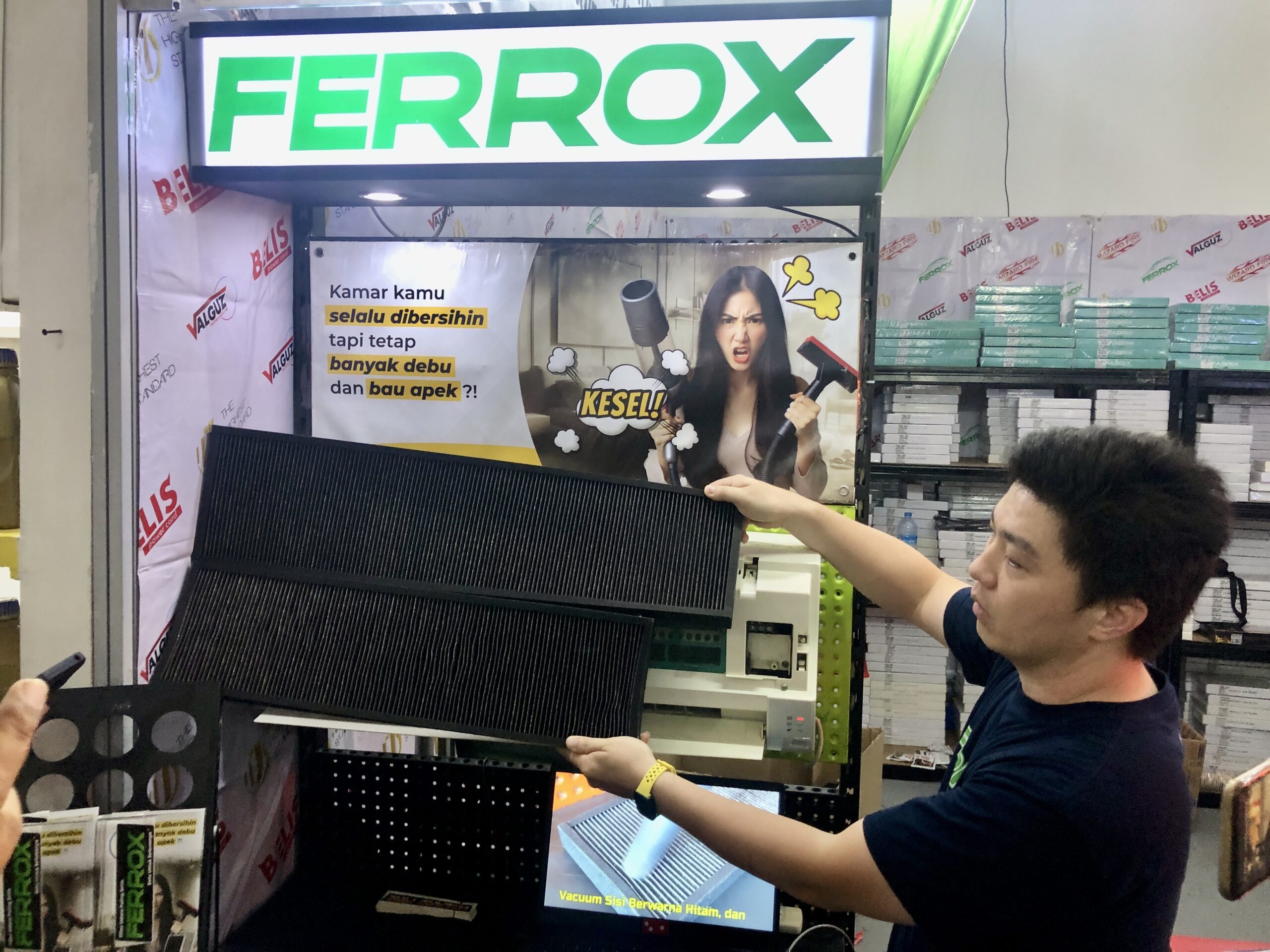 Ferrox meluncurkan filter ac universal di GIIAS 2024 - apakabar.co.id