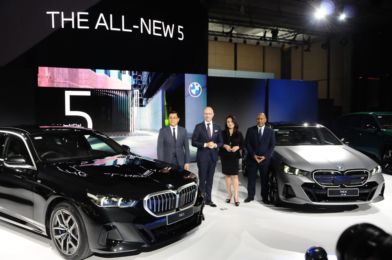 BMW Indonesia Tampilkan Inovasi dan Kemewahan di GIIAS 2024 - apakabar.co.id