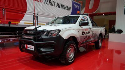 Isuzu Kenalkan MU-X dan D-Max SC di GIIAS 2024, Makin Tangguh dan Gagah