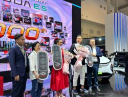 Luna Maya Jadi Konsumen ke-3000 yang Beli Chery Omoda E5