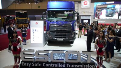 UD Trucks meluncurkan Quester dengam ESCOT di GIIAS 2024 - apakabar.co.id