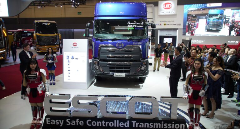 UD Trucks meluncurkan Quester dengam ESCOT di GIIAS 2024 - apakabar.co.id