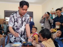 Makan Bergizi Gratis di SDN Tugu, Gibran: Terbuka Untuk Uji Coba Skema Lain