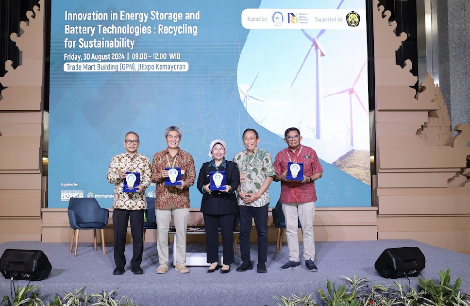 Konferensi pers Energy Week - The Battery Show Indonesia 2025 - apakabar.co.id