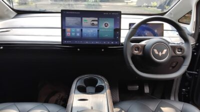 Canggihnya Head Unit Wuling Cloud EV, Bisa Operasikan Fitur Kendaraan