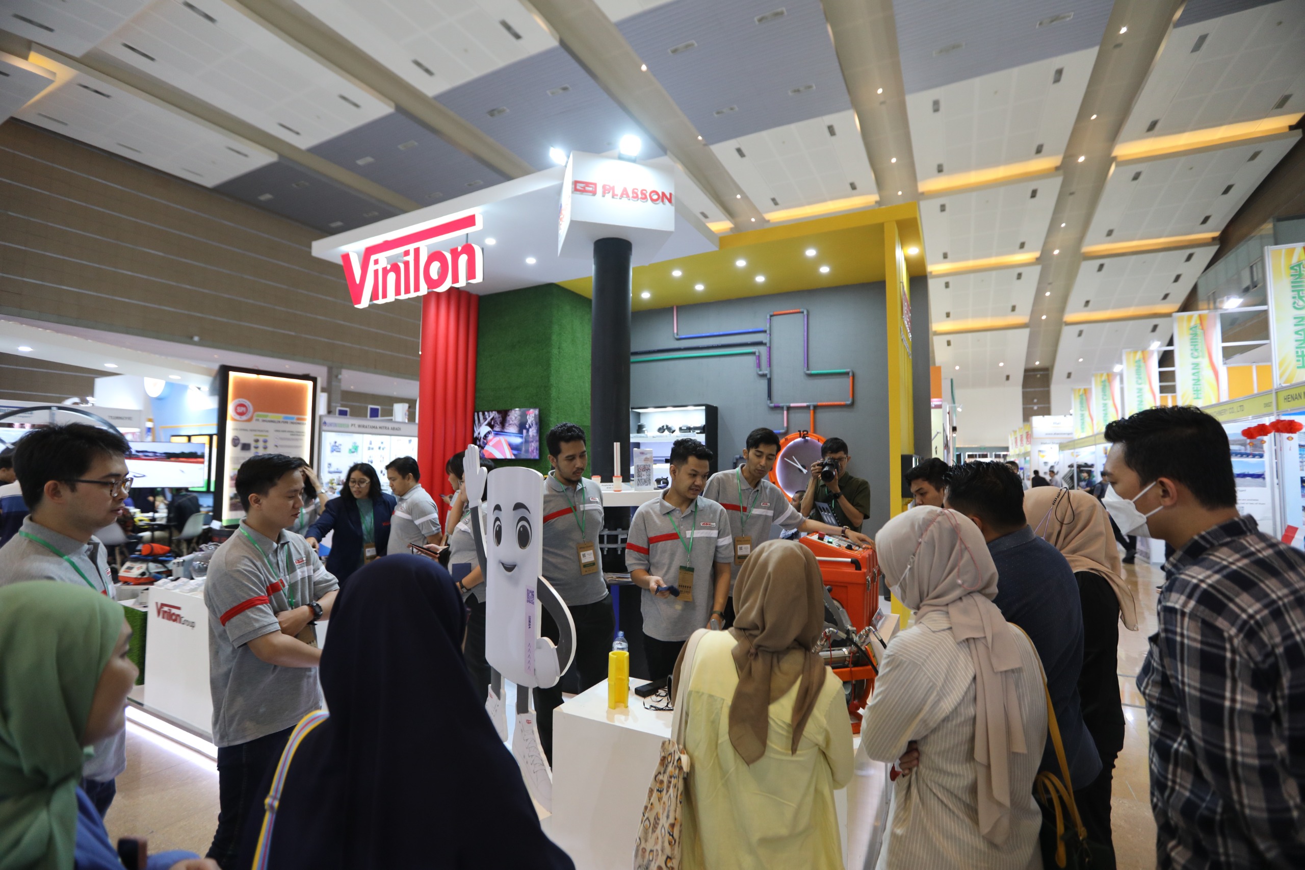 Vinilon Pameran Energy Week 2023 - apakabar.co.id