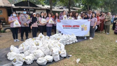 HUT ke-52, Wahana Bagikan 1.000 Paket Sembako untuk Warga Jakarta-Tangerang