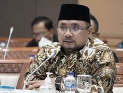 Absen Raker DPR, Menag Yaqut Menghambat Persiapan Haji 2025