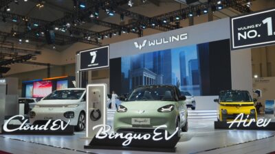 Apakabar.co.id - Semua produk Wuling EV ABC Stories, telah diproduksi di pabrik Wuling Cikarang dan telah memenuhi TKDN