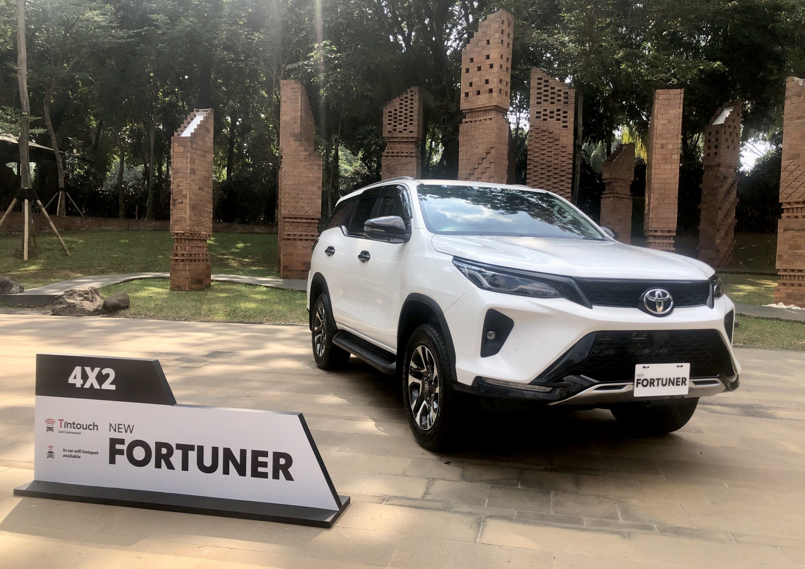 Toyota Fortuner facelift bisa dibeli secara tunai maupun kredit - apakabar.co.id