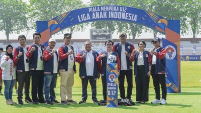 Piala Menpora U-12 Liga Anak Indonesia Resmi Dibuka di Surabaya