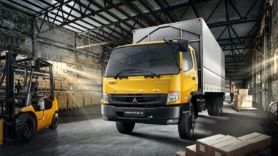 Mitsubishi Fuso lakukan penyegaran pada Fighter X New Grill and bumper - apakabar.co.id