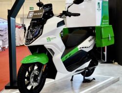 Alva dan EcoCare Berkolaborasi Sediakan 90 Unit Motor Listrik untuk Mobilitas Hijau