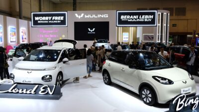 Apakabar.co.id - Wuling memamerkan berbagai lini produk unggulannya di booth 10A yang memiliki area seluas 880 meter persegi