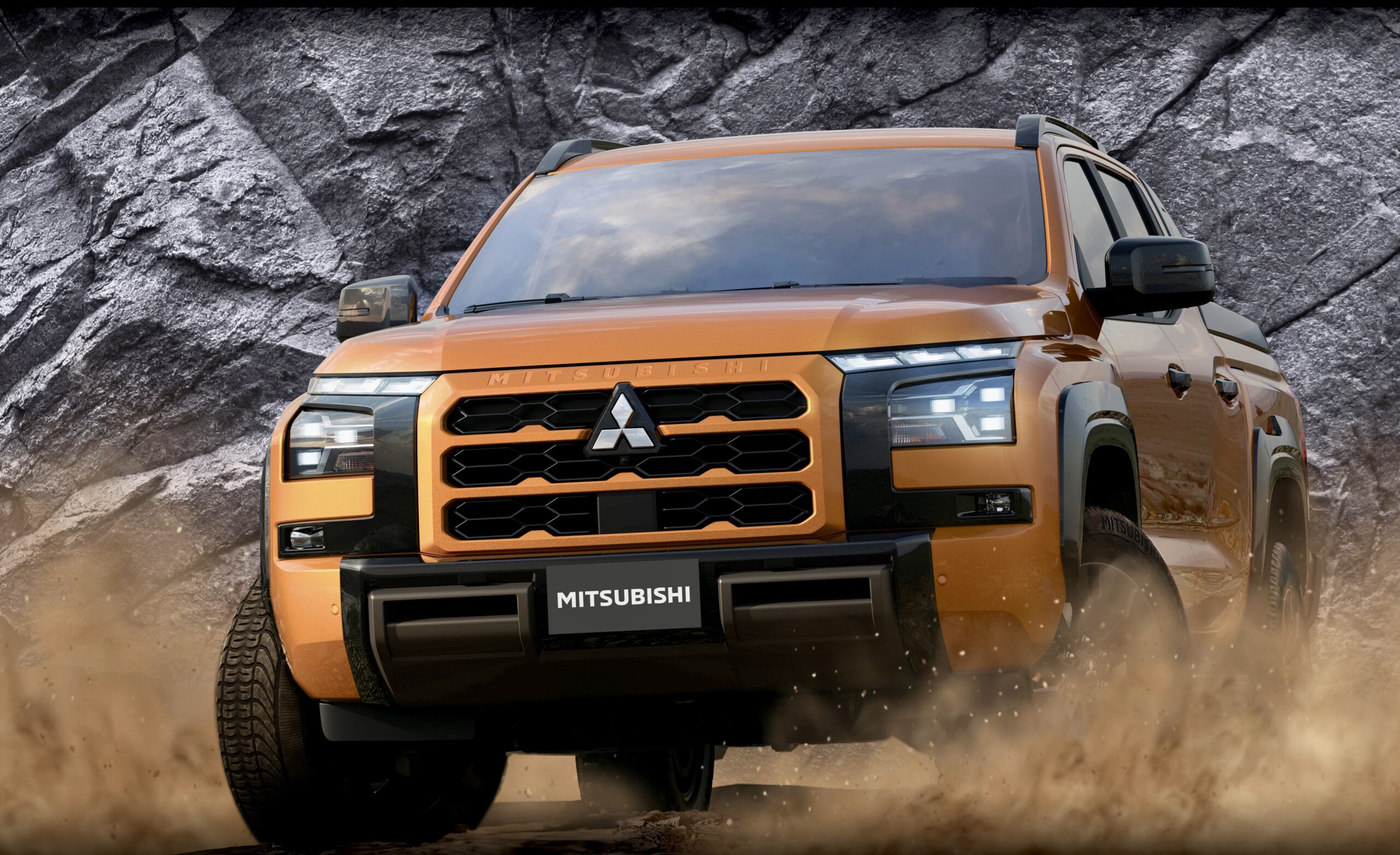 Mitsubishi All New Triton meraih penghargaan Golden Award di Vietnam - apakabar.co.id