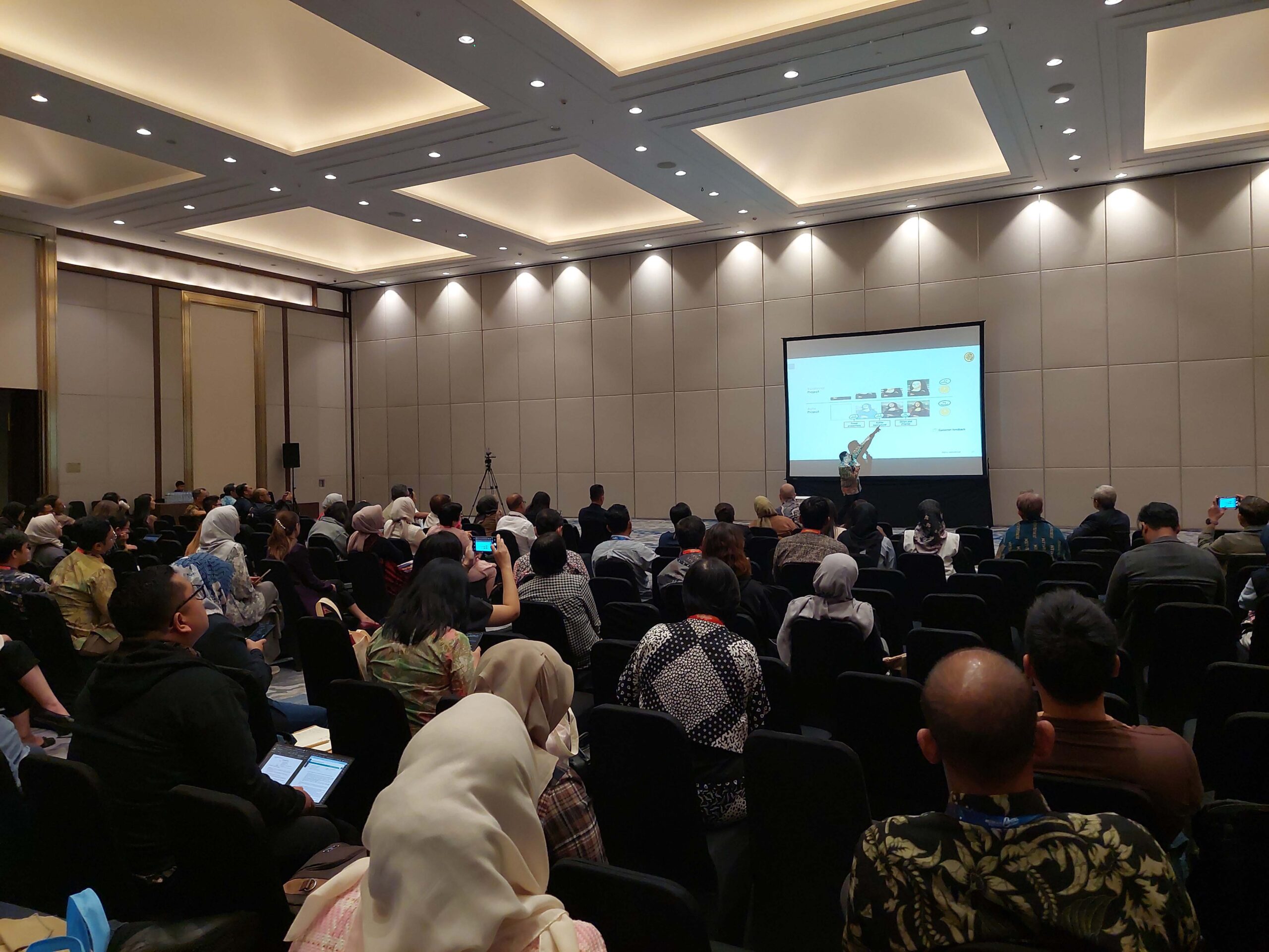 Suasana seminar di event IHCBS 2024 - apakabar.co.id