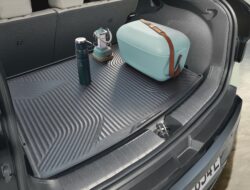 Kia Kenalkan Aksesori Mobil Pertama yang Gunakan Plastik Daur Ulang dari Laut