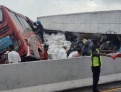 Tabrakan Bus Bawa Pelajar asal Bogor dengan Truk di Tol Pandaan Malang, 4 Tewas