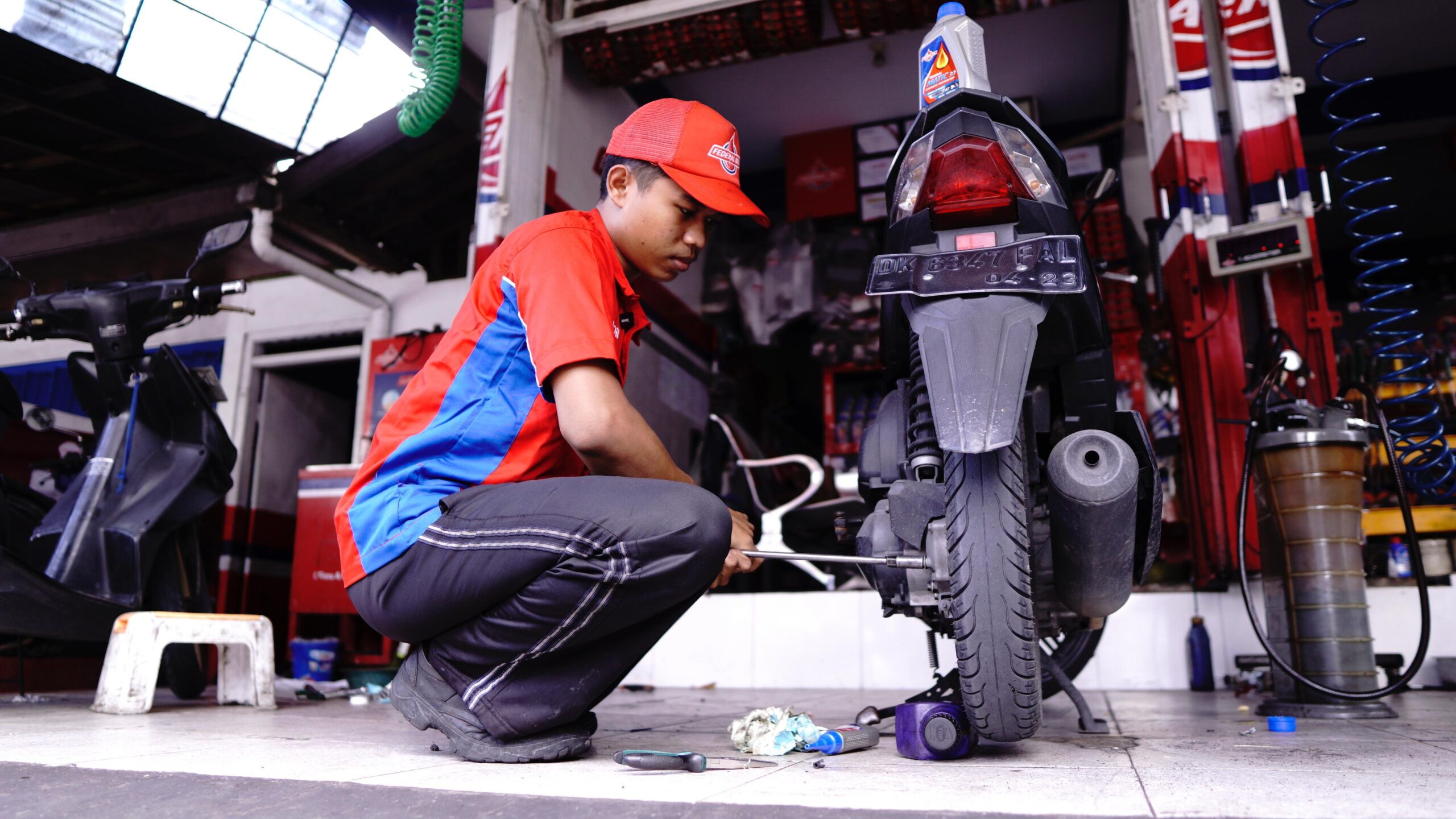 Federal Oil Ungkap Oknum Penjual Pelumas Tidak Sesuai Spesifikasi di Sulsel - apakabar.co.id