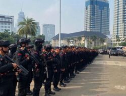 Demo Tolak PPN 12 Persen di Patung Kuda, 611 Personel Disiagakan