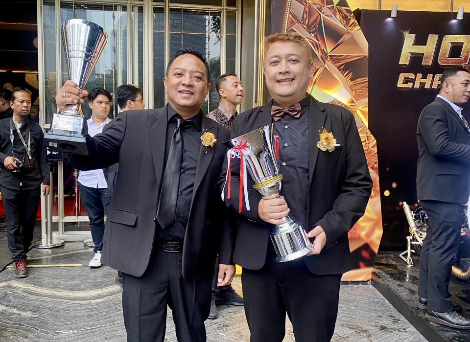 Refly Febriansyah meraih penghargaan dalam ajang IMI Awards - apakabar.co.id