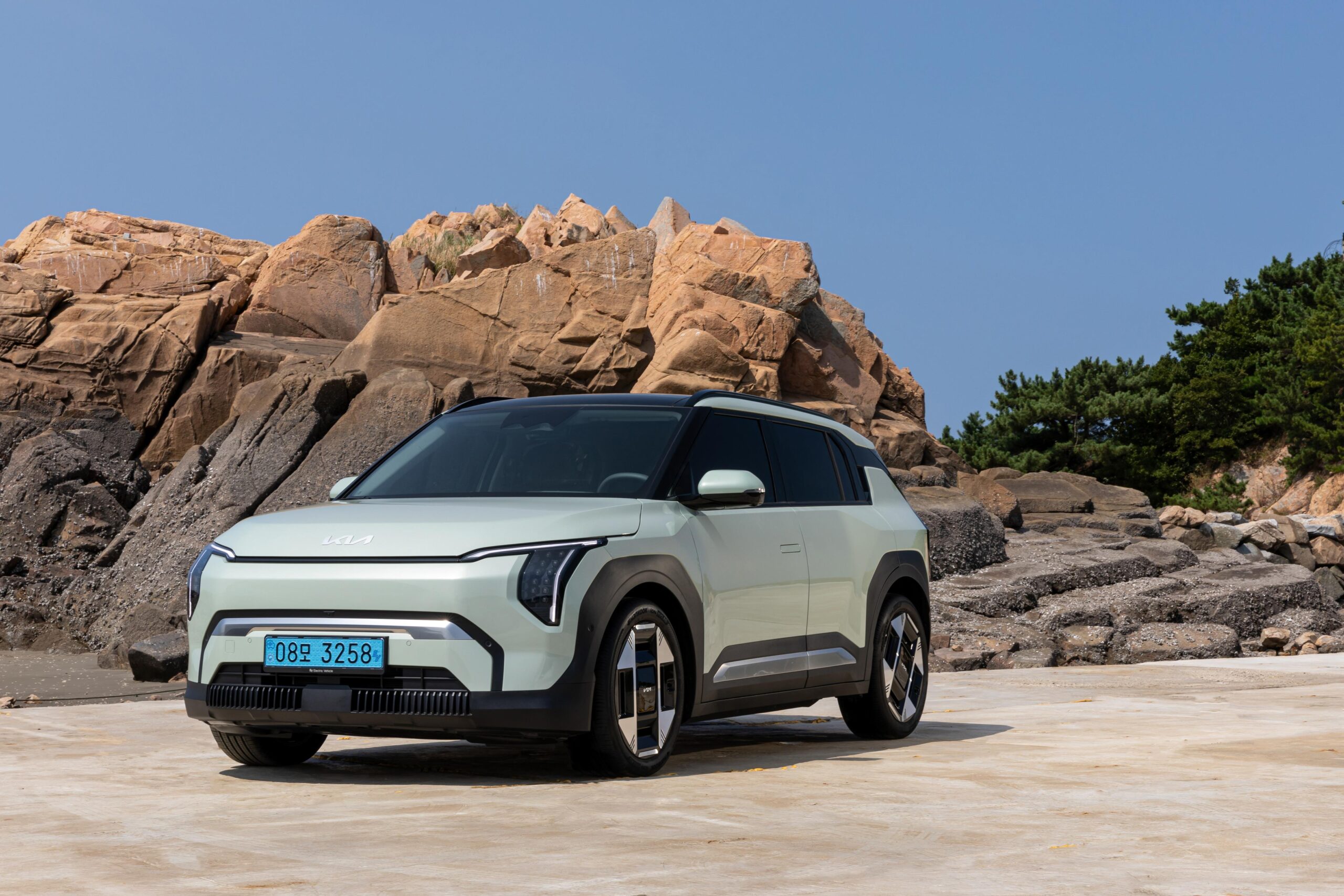 Kia EV3 meraih penghargaan di Kategori Compact SUV dari Women’s Worldwide Car of The Year 2025 - apakabar.co.id