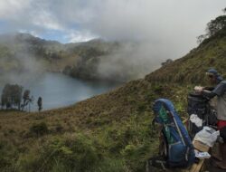 TNBTS Perpanjang Penutupan Jalur Pendakian Semeru