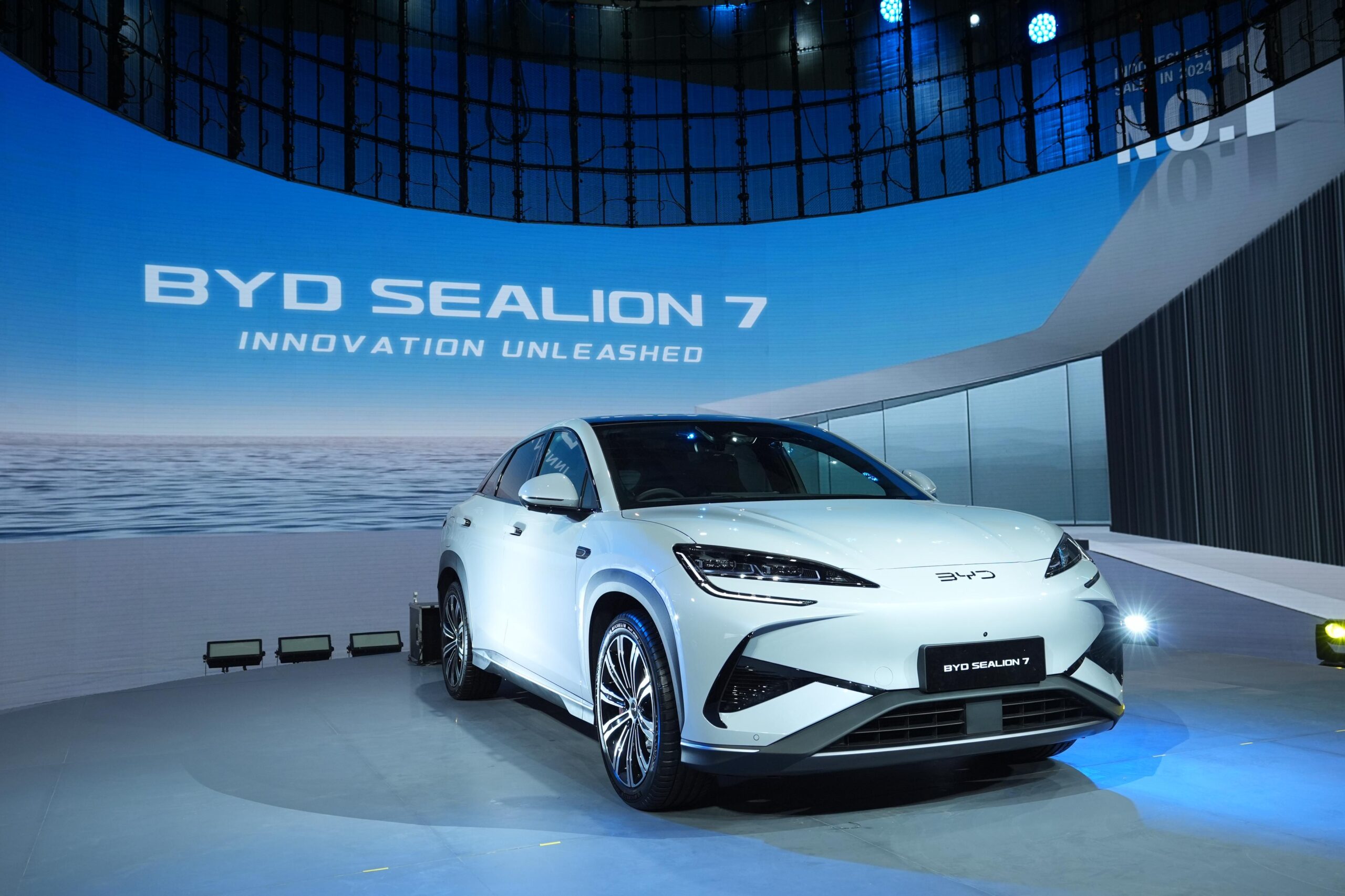 BYD Sealion 7 meluncur di IIMS 2025 - apakabar.co.id