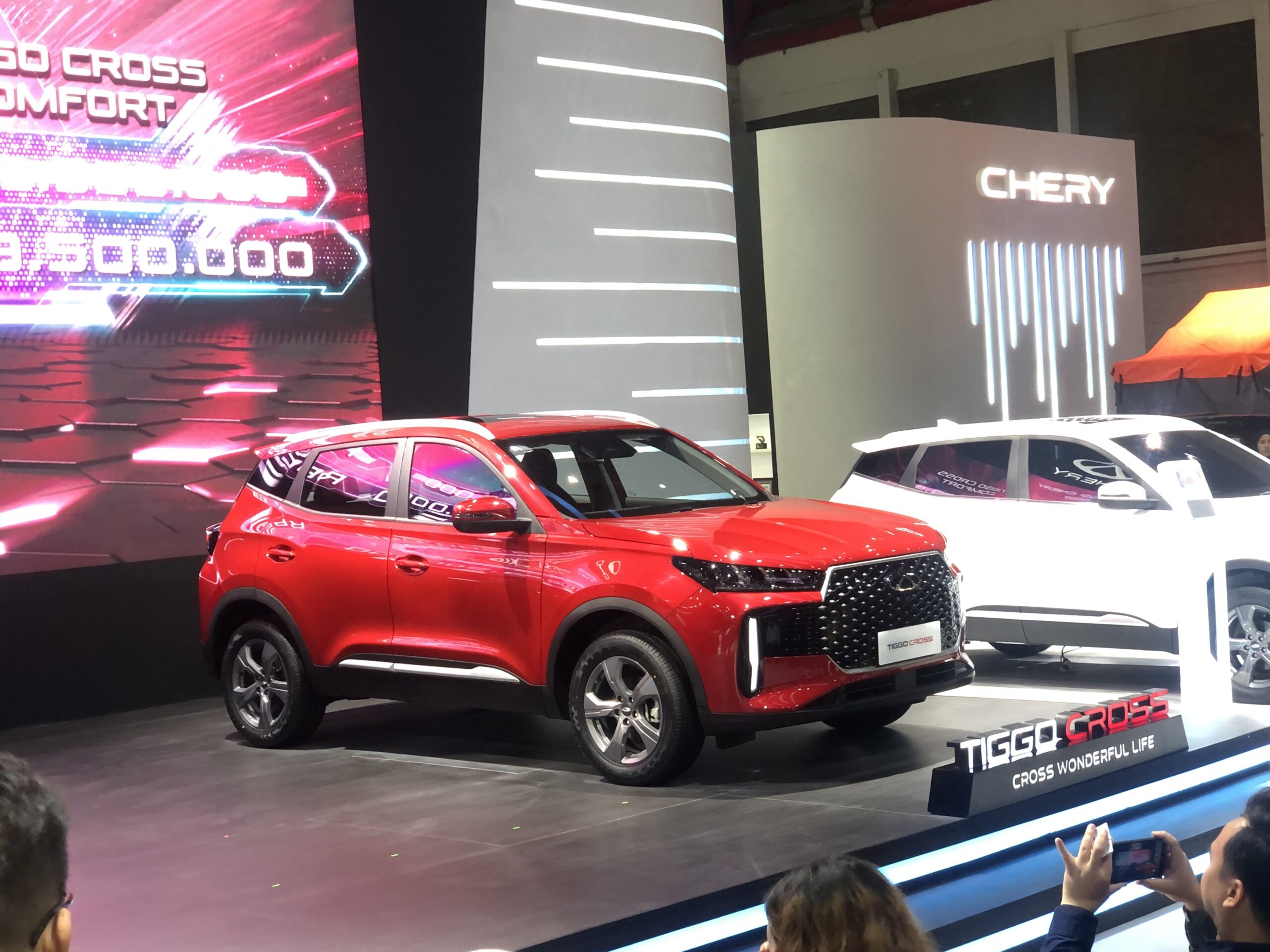 Chery Tiggo Cross resmi meluncur di IIMS 2025 - apakabar.co.id