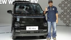 Dedi Hery, Ketua Bidang Usaha Cortezian Indonesia, tertarik dengan pilihan warna baru, yaitu Starry Black pada New Air ev - apakabar.co.id