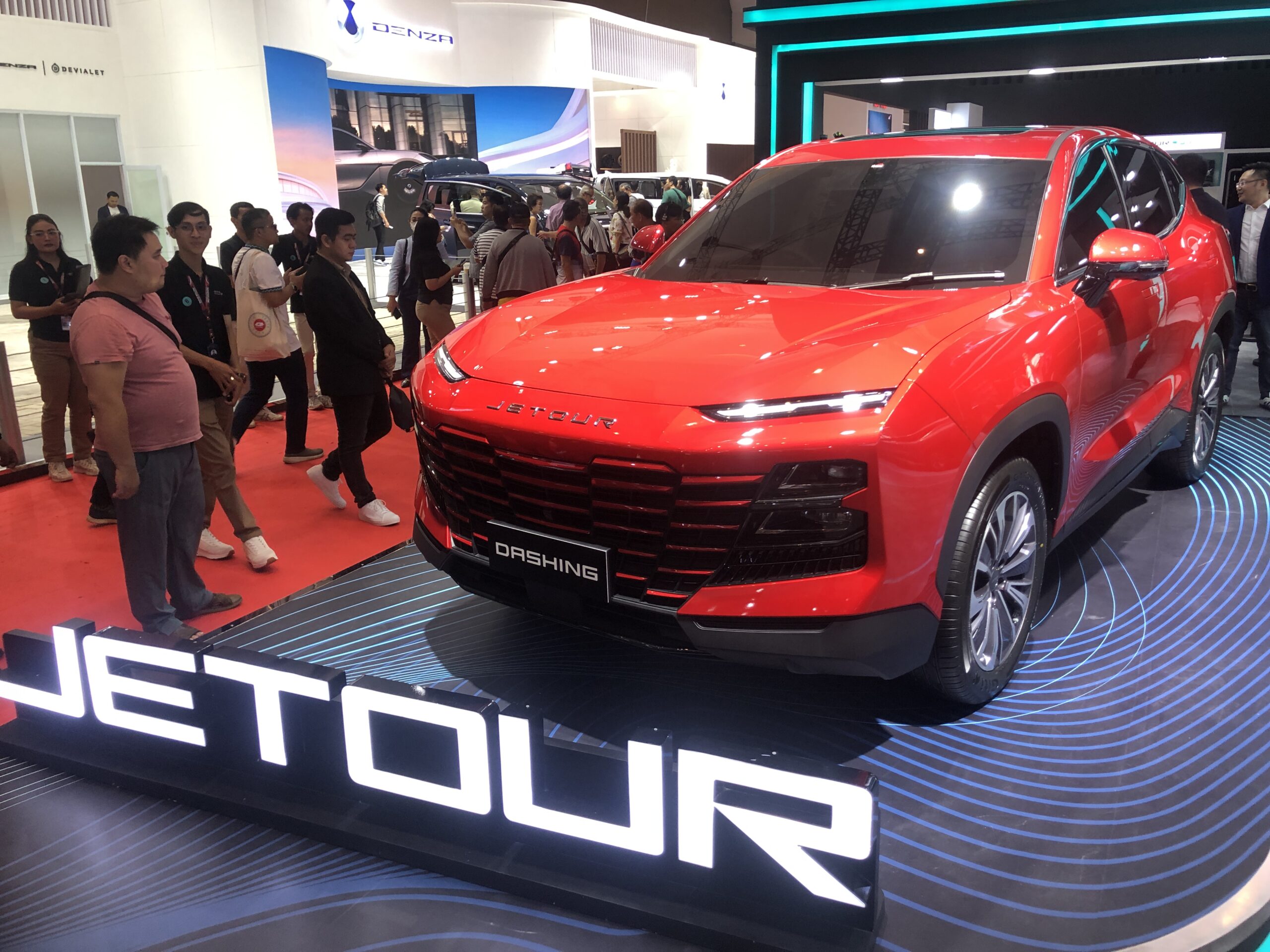 PT Jetour Motor Indonesia memperkenalkan tiga warna baru Jetour Dashing di IIMS 2025 - apakabar.co.id