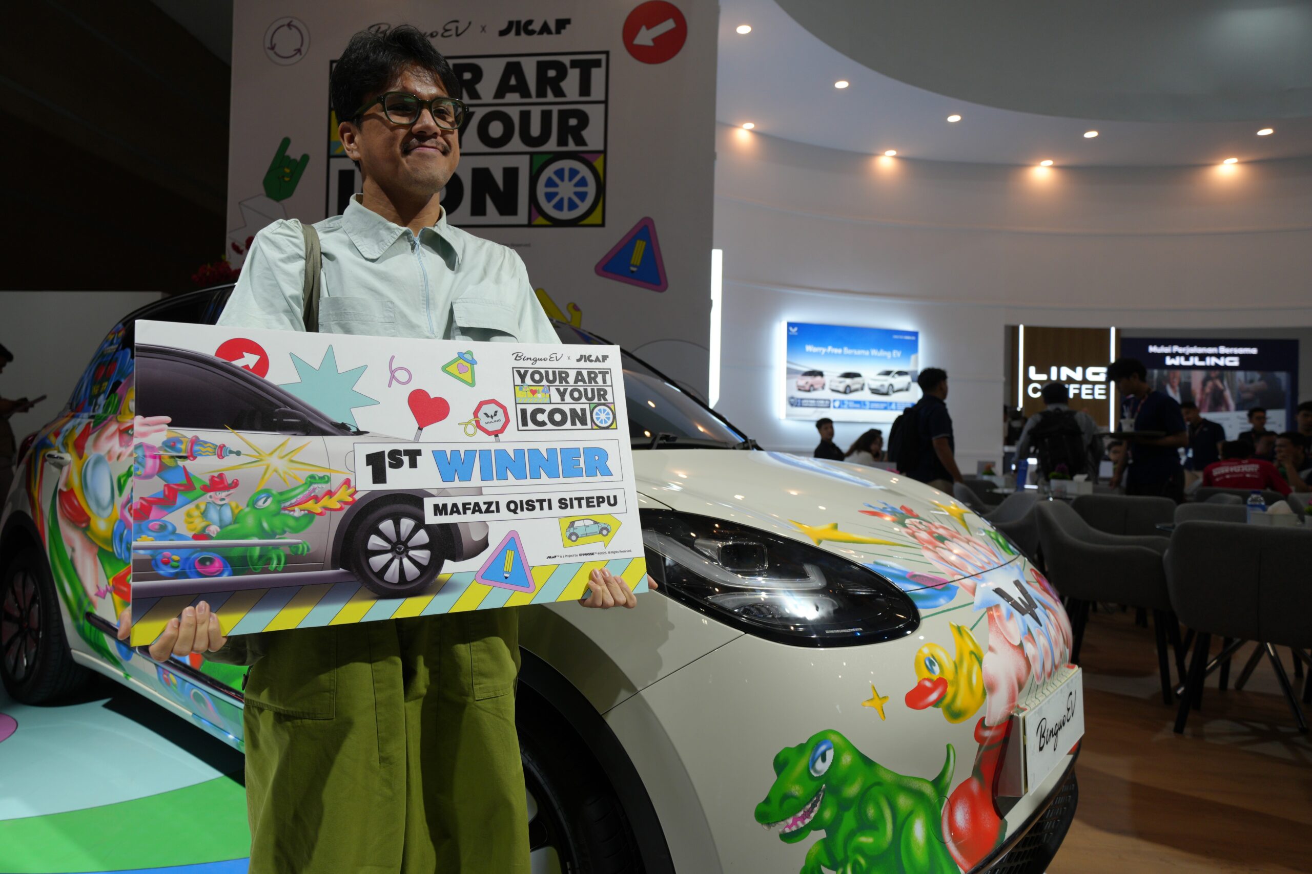 Mafazi Qisti Sitepu, pemenang utama yang berhasil mendapatkan 1 unit Wuling BinguoEV dari kompetisi Your Art Your Icon - apakabar.co.id