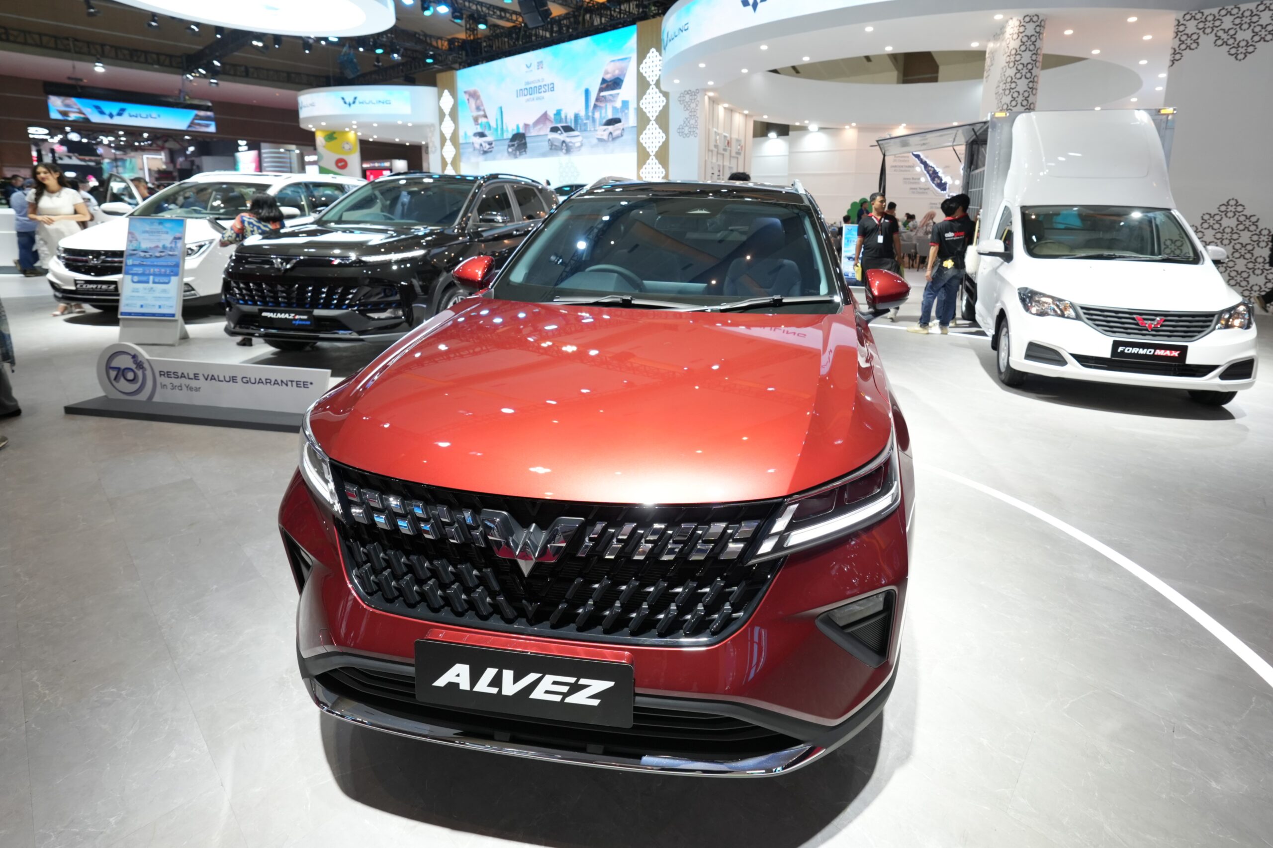 Selain lini EV, Wuling juga menampilkan lini ICE dan Hybrid di Booth Wuling IIMS 2025 - apakabar.co.id