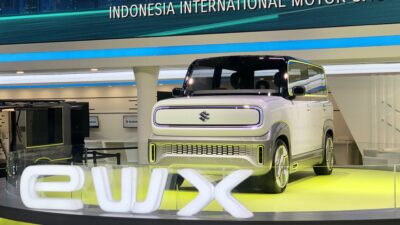 Suzuki memboyong konsep mobil listrik eWX di IIMS 2025 - apakabar.co.id