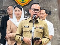 Wamendagri Jelaskan Alasan Kepala Daerah Pakai PDL Satpol PP di Retret