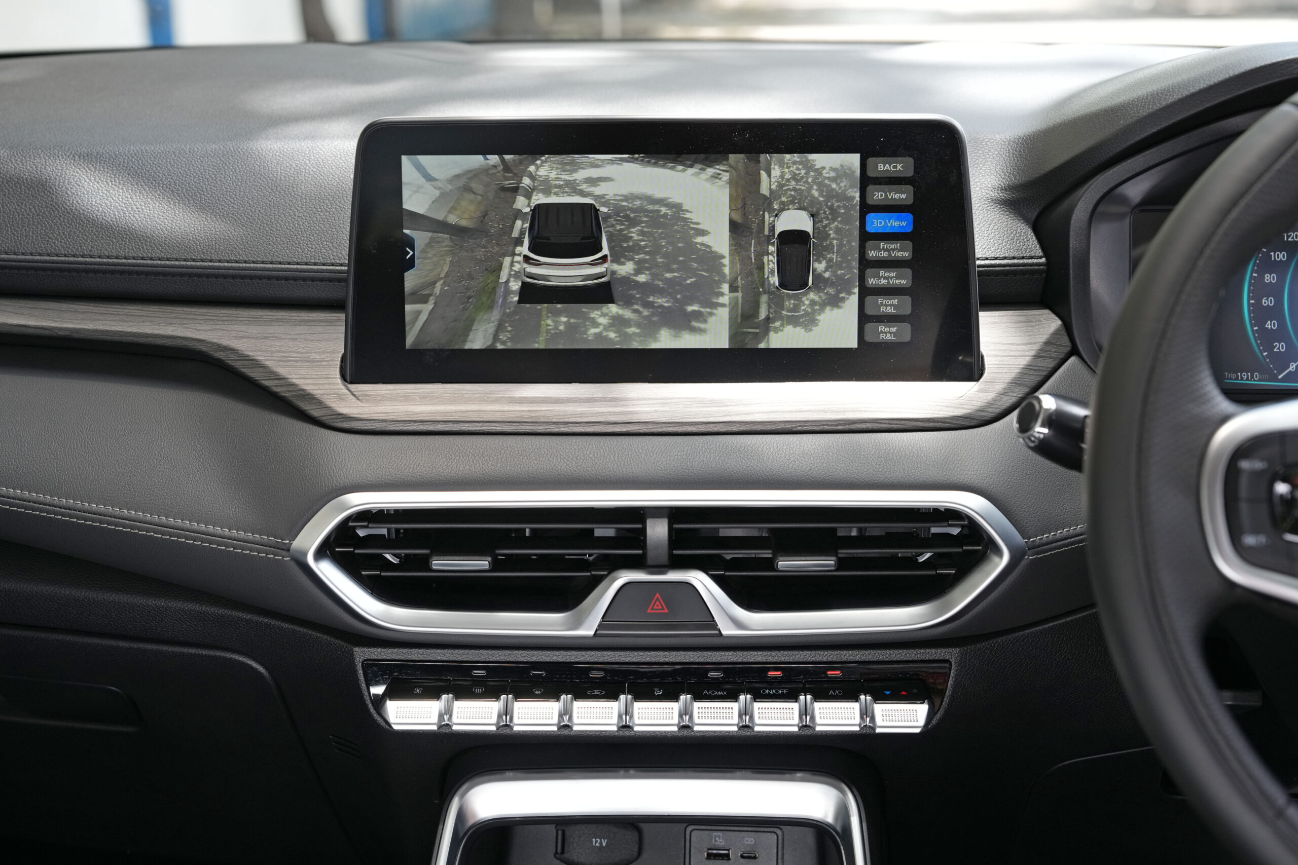 Tampilan head unit Jetour X50e EV - apakabar.co.id