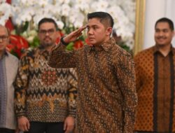 Seskab Teddy Naik Pangkat dari Mayor ke Letkol