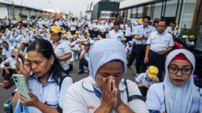 Pemerintah Harus Bantu Korban PHK Dapatkan Haknya