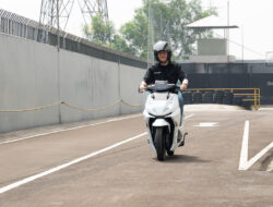 Kunjungi Pabrik Alva, Bos Indika Energy Pede Indonesia Bisa Ekspor Motor Listrik